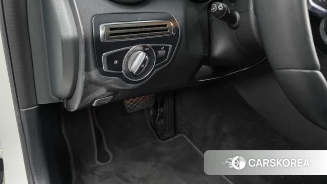 Mercedes-Benz C-Class W205 id 4708472 из Кореи 8