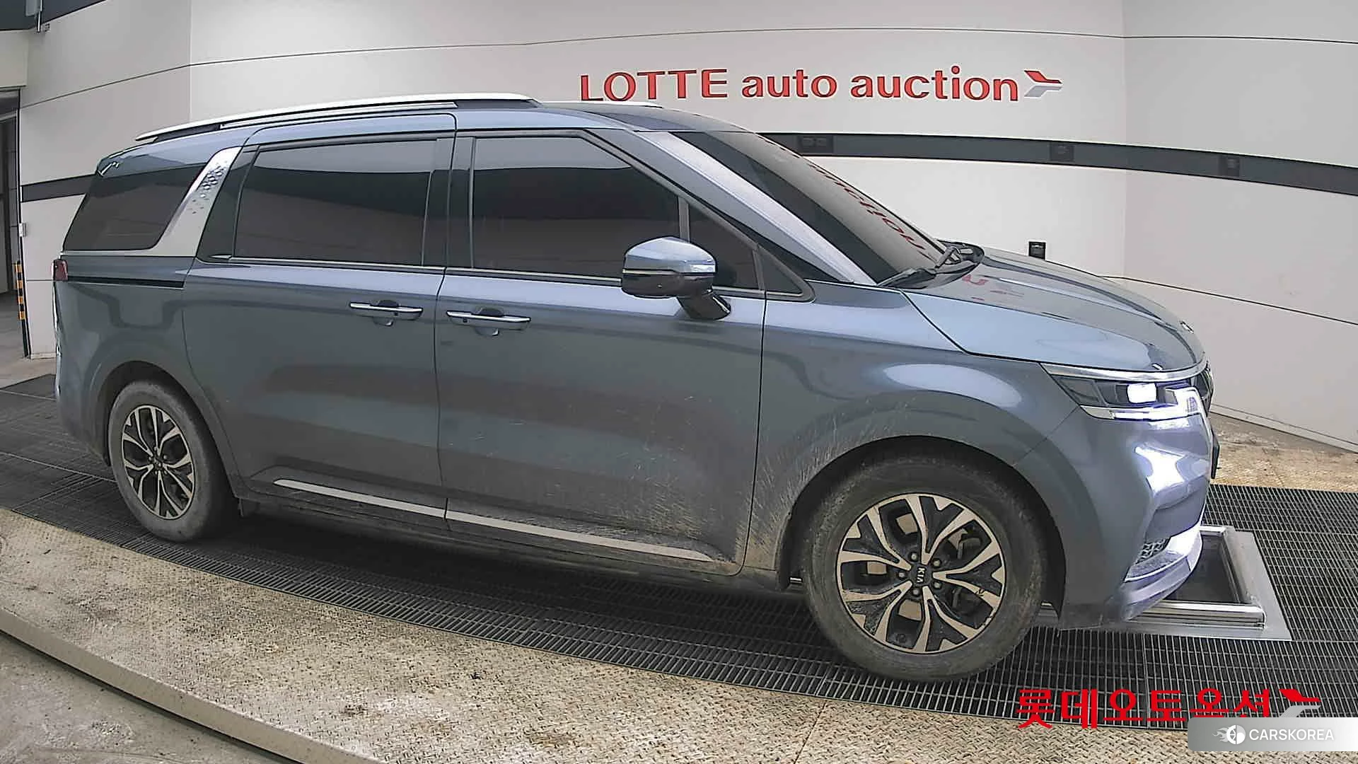 Kia Carnival id 3875742 из Кореи 8