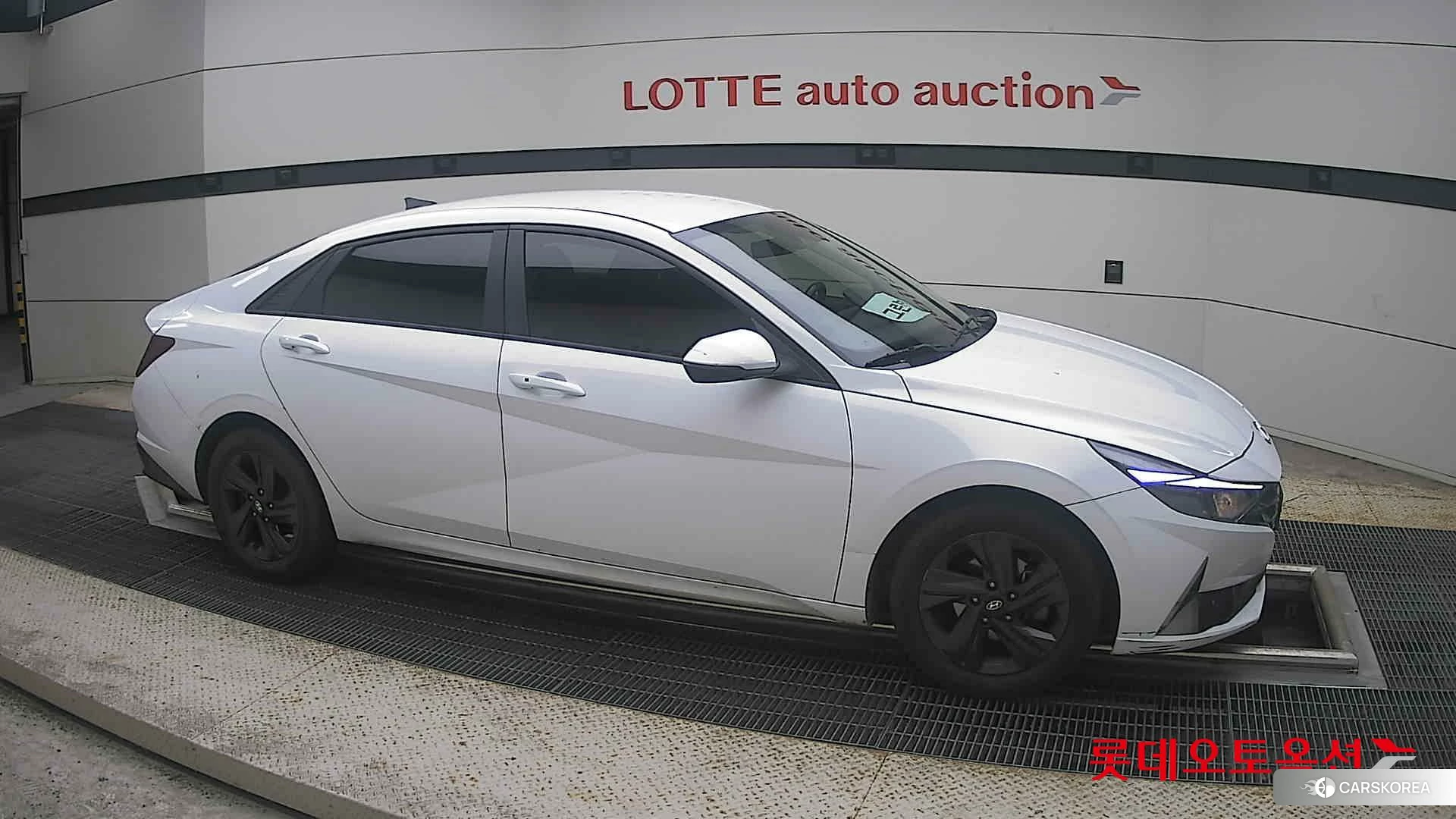 Hyundai Avante Hybrid id 4902485 из Кореи 8