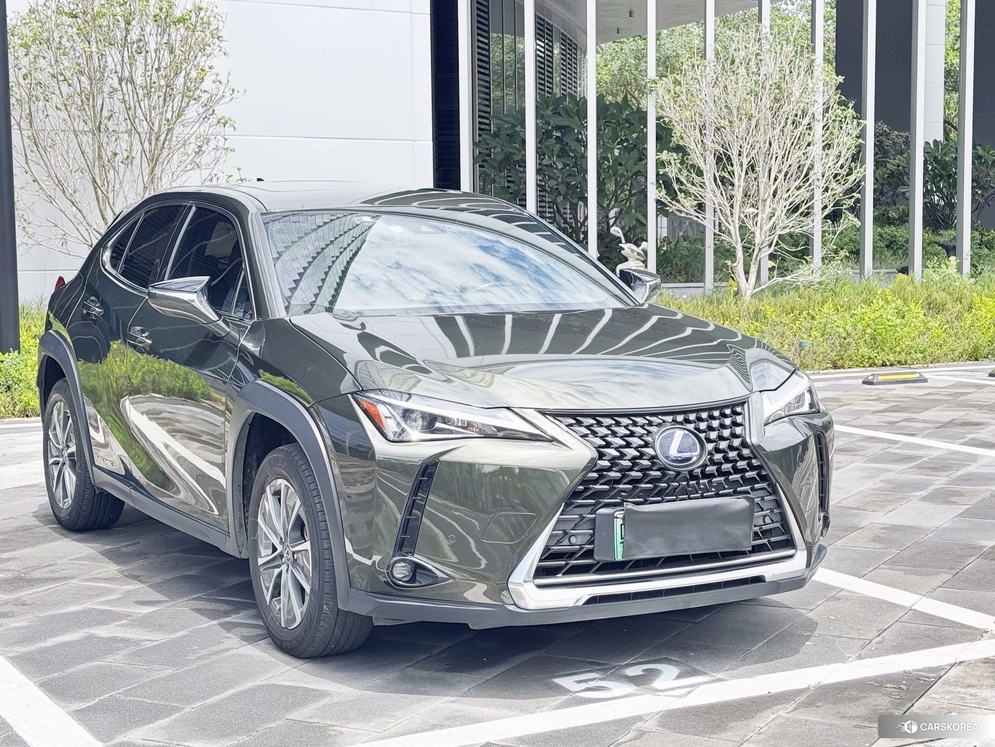 Lexus UX EV id 4468014 из Китая 8