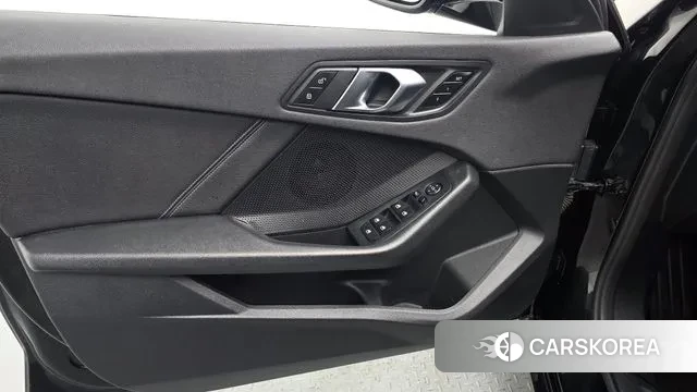 BMW 1 Series (F40) id 3703108 из Кореи 8