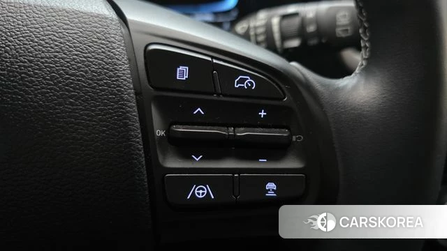 Hyundai Venue id 3940517 из Кореи 8