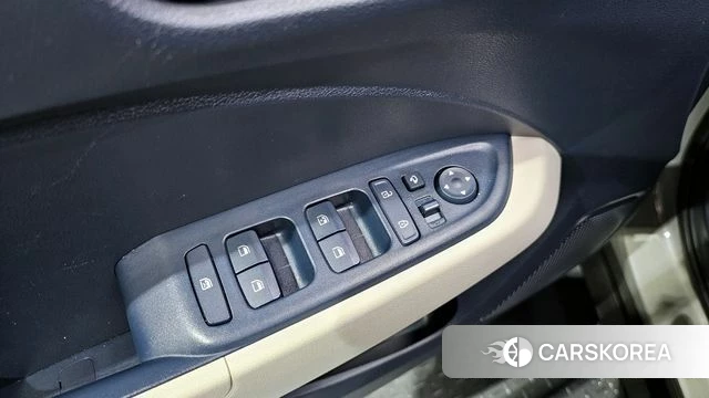 Hyundai Venue id 3820393 из Кореи 8