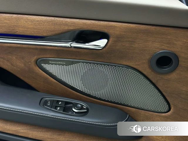 Aston Martin DB12 id 4190404 из Китая 8