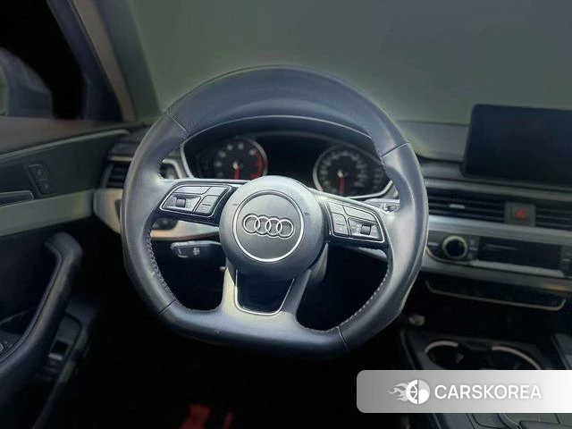 Audi A4L id 4254366 из Китая 8
