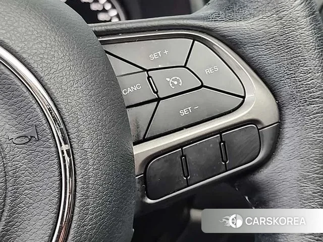 Jeep Renegade id 3395578 из Кореи 8