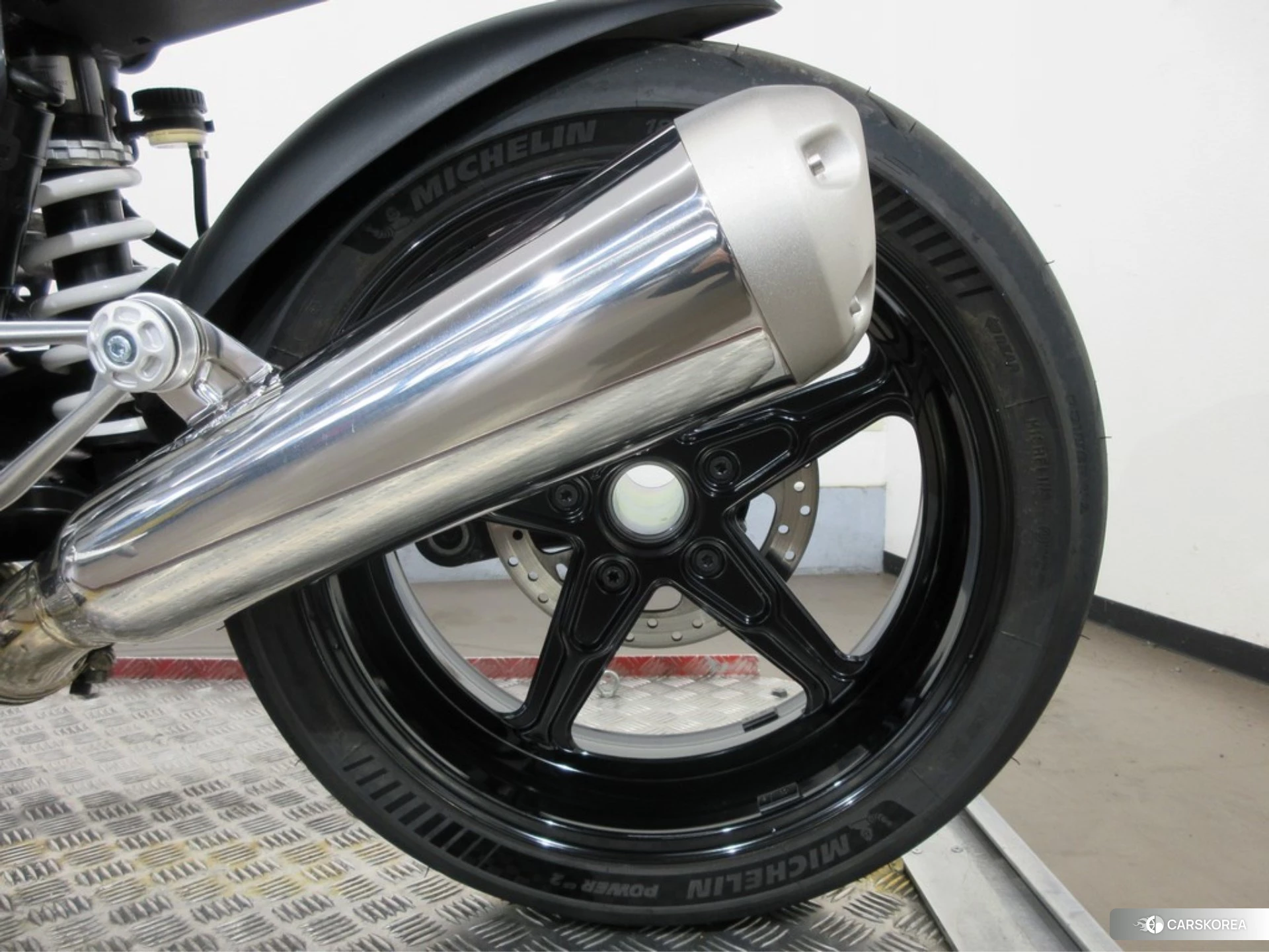 BMW R NINE T RACER id 4191796 из Японии 8