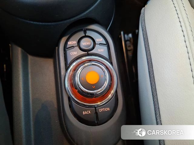 Mini Cooper S id 4245217 из Кореи 8