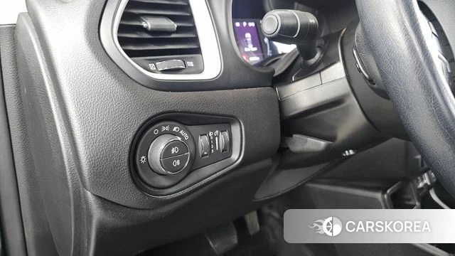 Jeep Renegade id 4490968 из Кореи 8