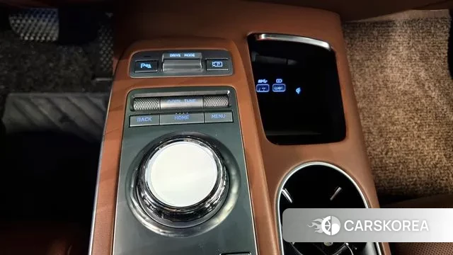 Genesis GV70 id 3556335 из Кореи 8