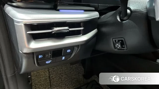 Hyundai Grandeur (GN7) id 3042964 из Кореи 8