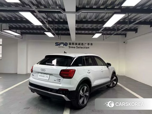 Audi Q2L id 4216928 из Китая 8