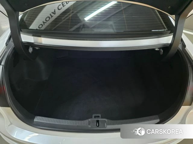 Toyota Crown Crossover id 4401040 из Кореи 8