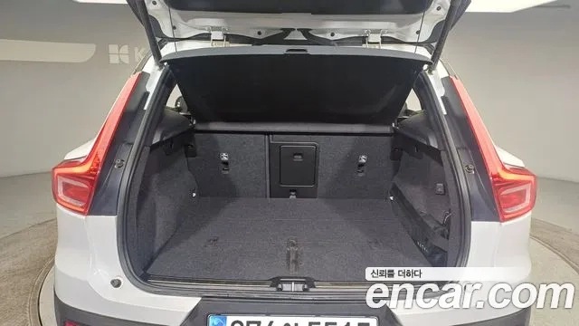 Volvo XC40 id 2907152 из Кореи 8