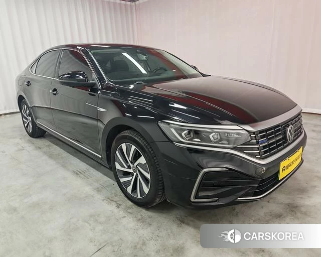 Volkswagen Passat PHEV id 4298047 из Китая 8
