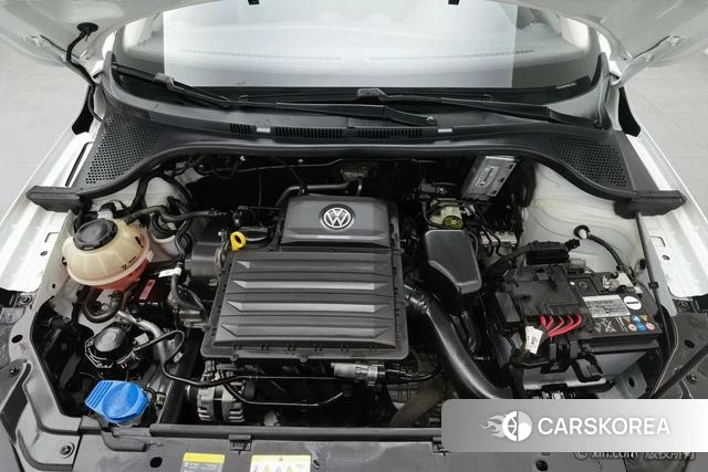 Jetta VA3 id 4210508 из Китая 8