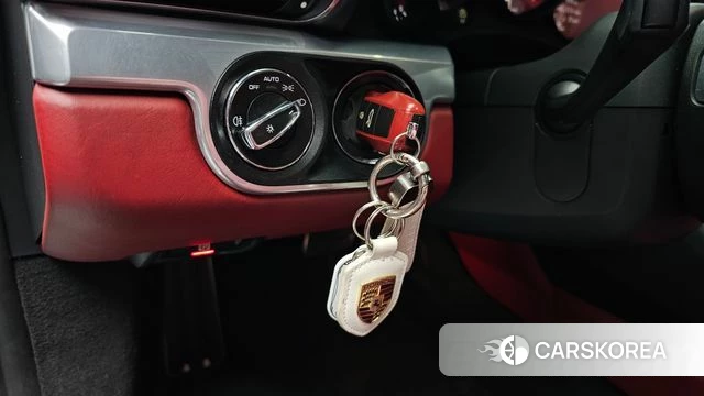 Porsche 911 id 3829287 из Кореи 8