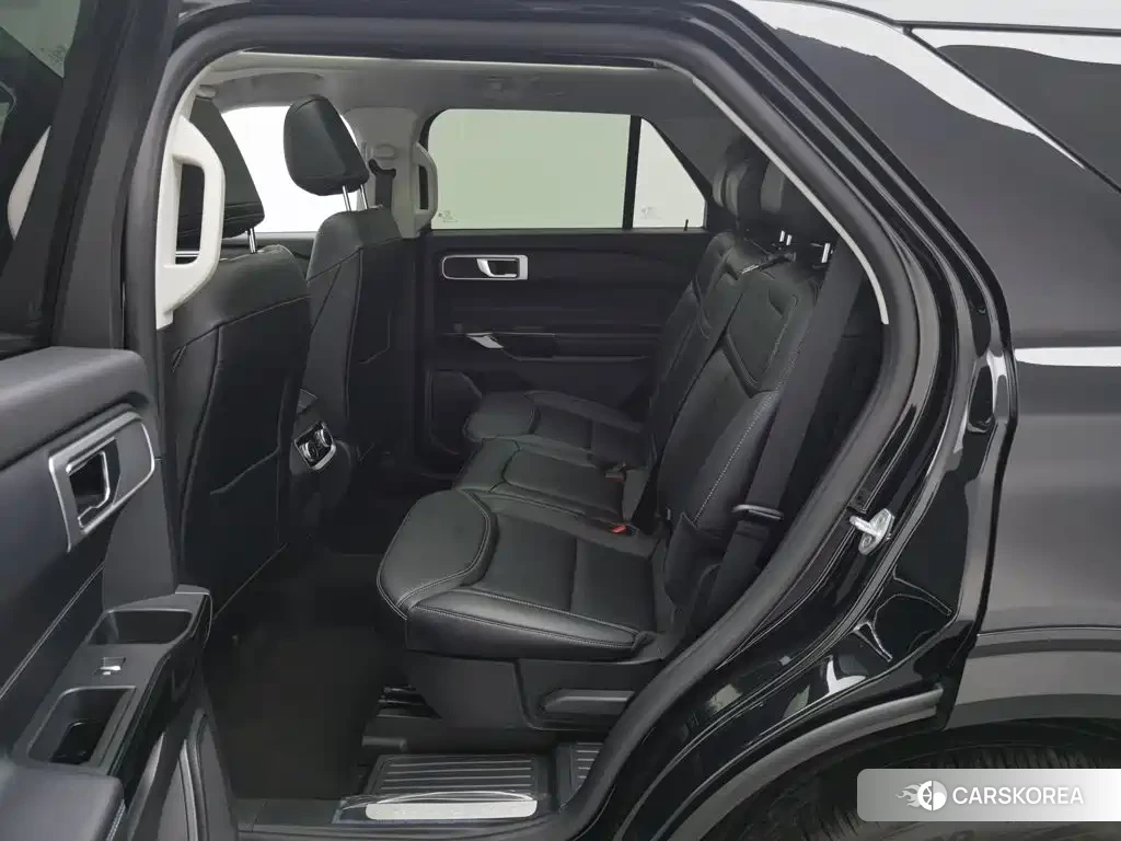 Ford Explorer id 4679729 из Китая 8
