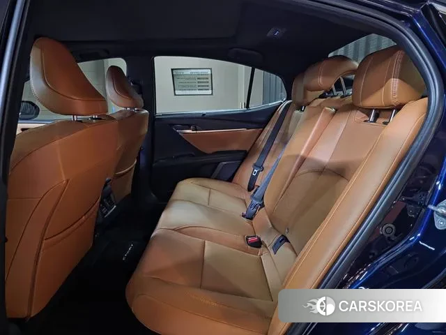 Toyota Camry (XV80) id 3256413 из Кореи 8