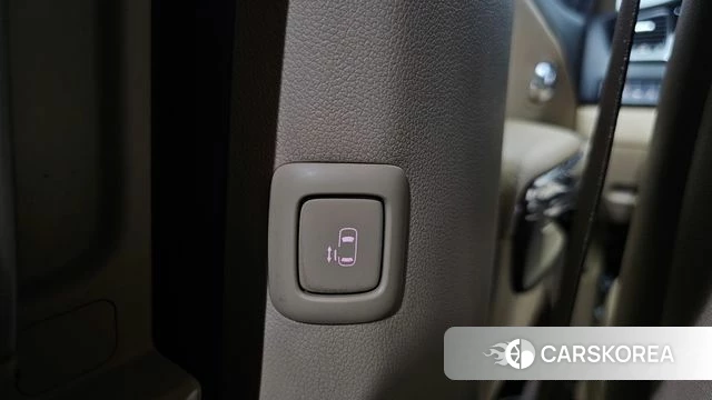 Kia The New Carnival id 4615381 из Кореи 8