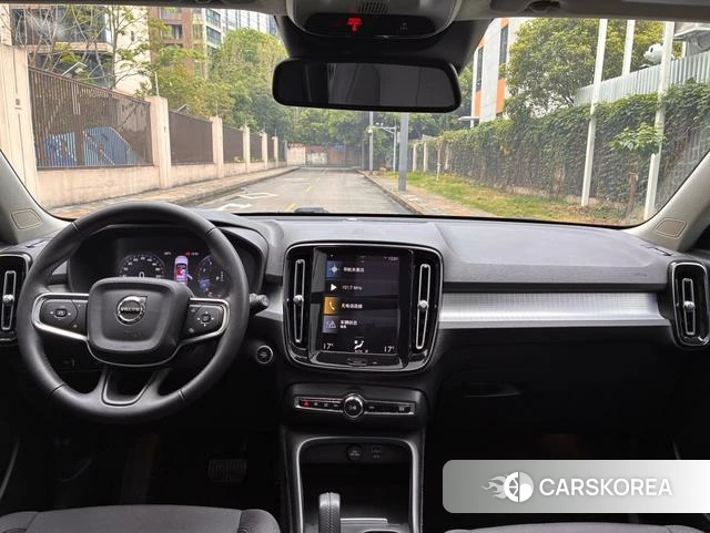 Volvo XC40 id 4213964 из Китая 8