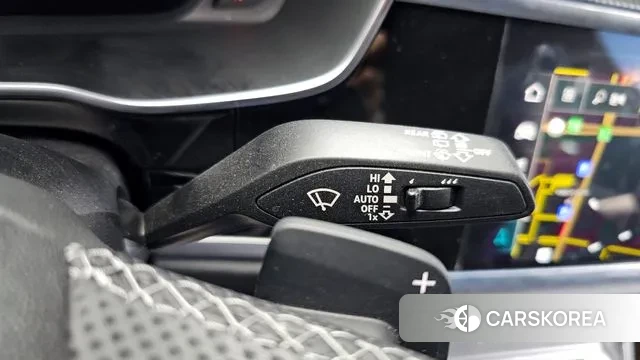 Audi Q3 (F3) id 3620526 из Кореи 8