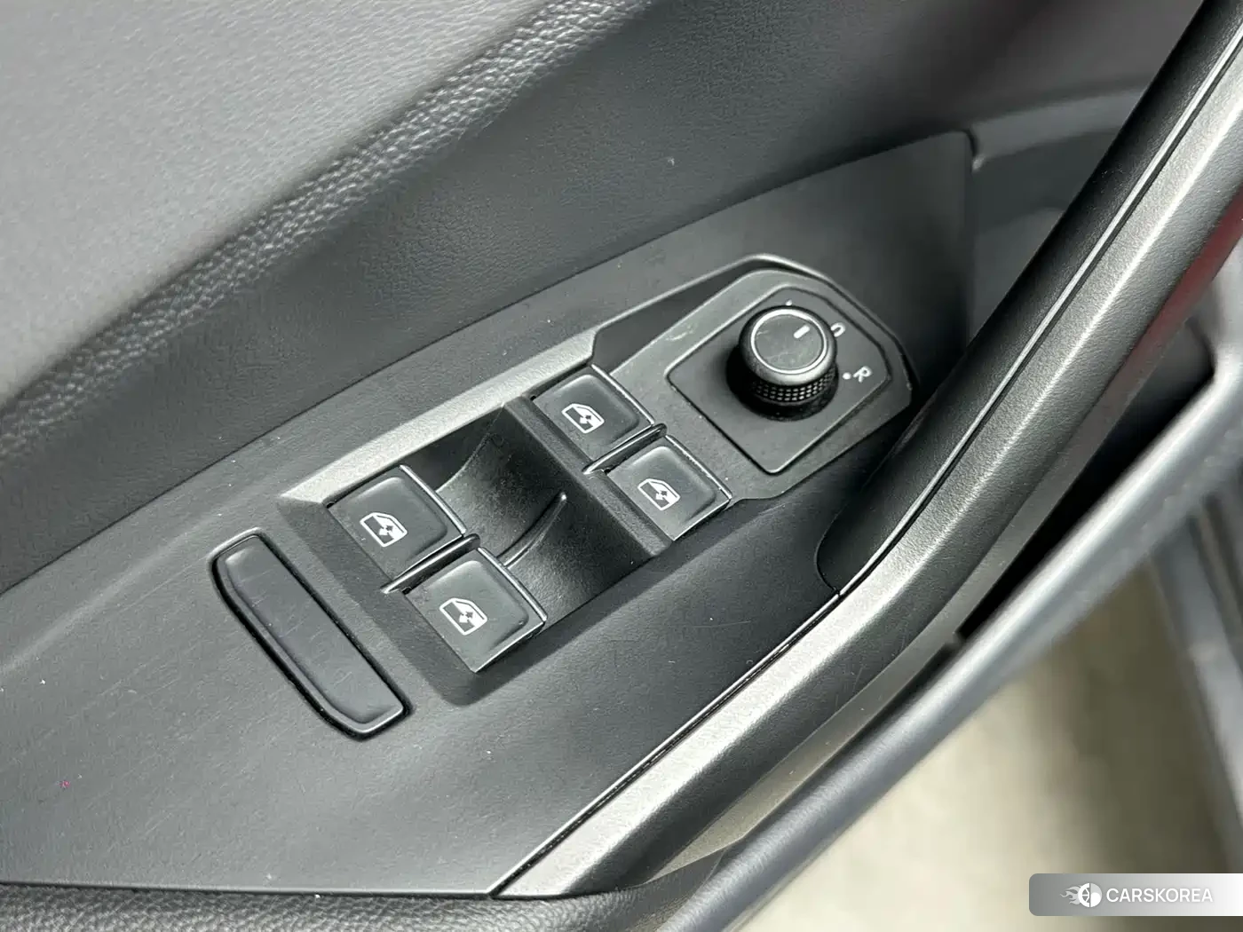 Volkswagen Sagitar id 4545785 из Китая 8