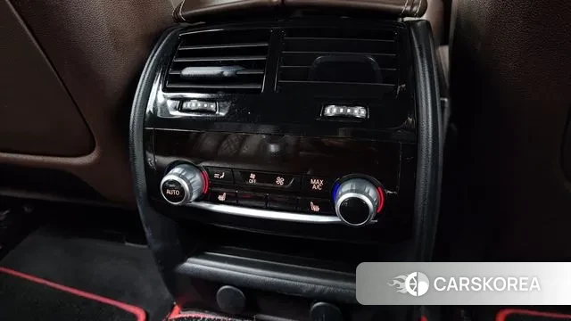 BMW 5 Series (G30) id 3434841 из Кореи 8