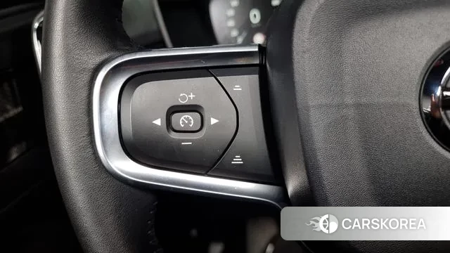 Volvo XC40 id 3504853 из Кореи 8