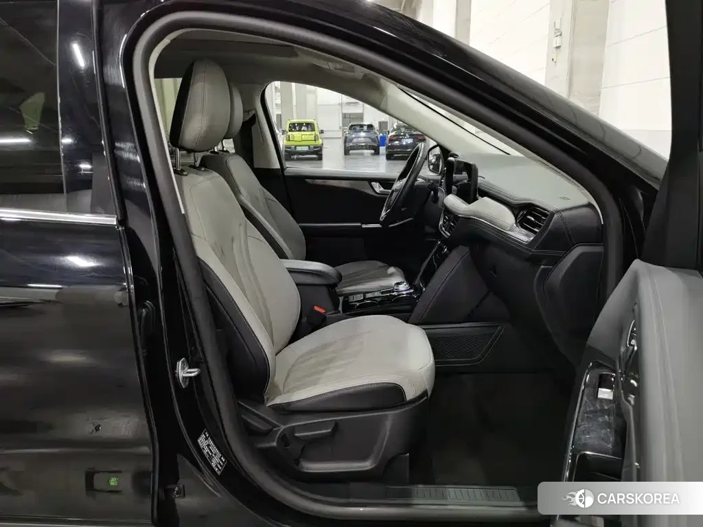 Ford Escape id 4649380 из Китая 8