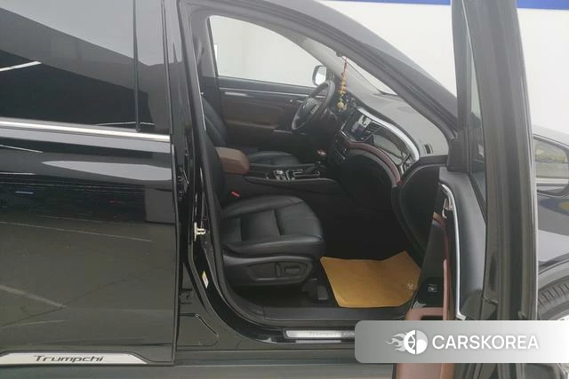 GAC Trumpchi Trumpchi GS8 id 4222012 из Китая 8