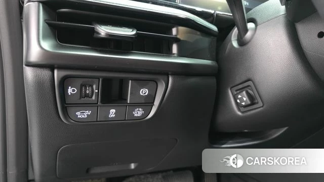 Hyundai Grandeur Hybrid (GN7) id 3798952 из Кореи 8