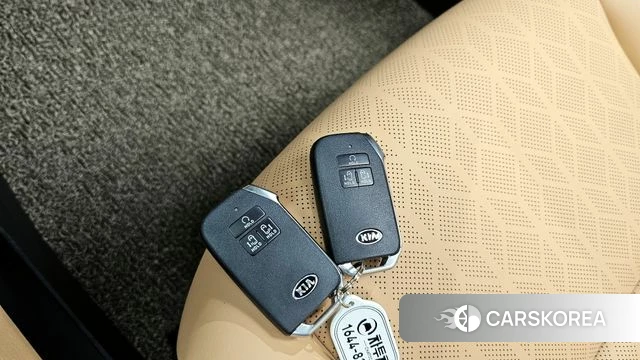 Kia Carnival 4th generation id 4019195 из Кореи 8