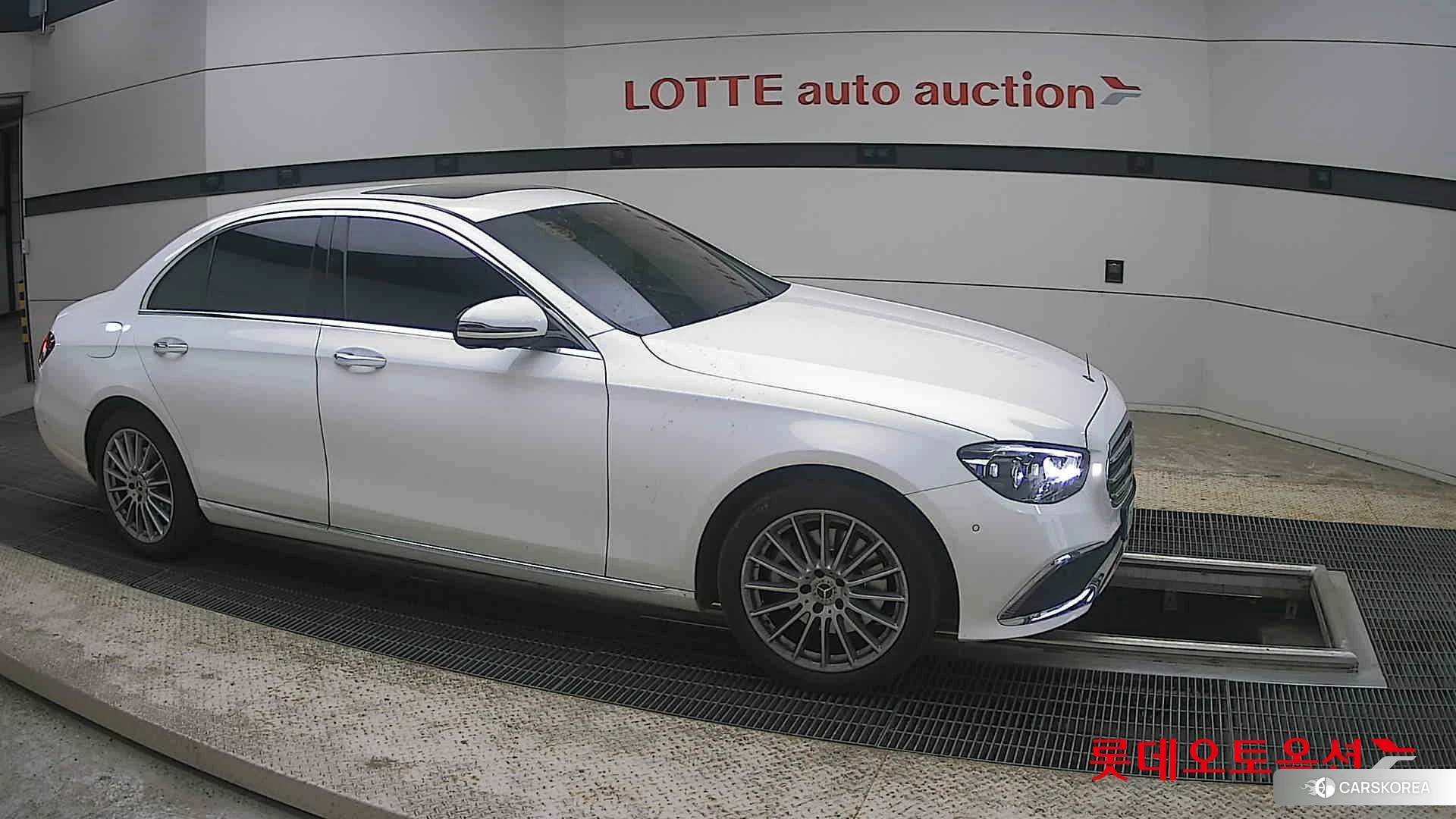 Mercedes-Benz Mercedes-Benz E250 id 4289671 из Кореи 8