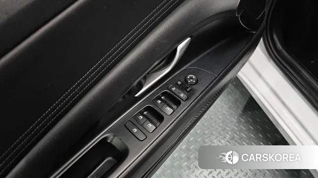 Hyundai Avante (CN7) id 3384468 из Кореи 8