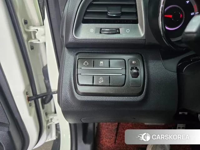 Ssangyong Tivoli Armor id 2941357 из Кореи 8