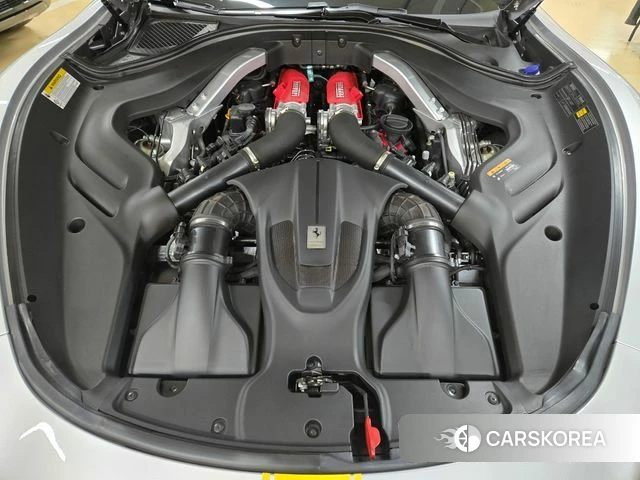 Ferrari Rome id 3819033 из Кореи 8