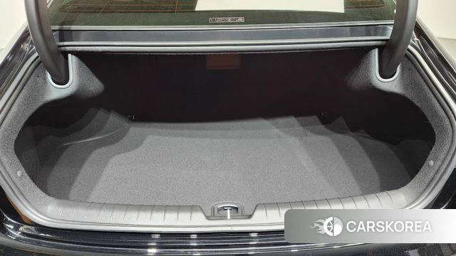 Hyundai Grandeur Hybrid (GN7) id 4302192 из Кореи 8