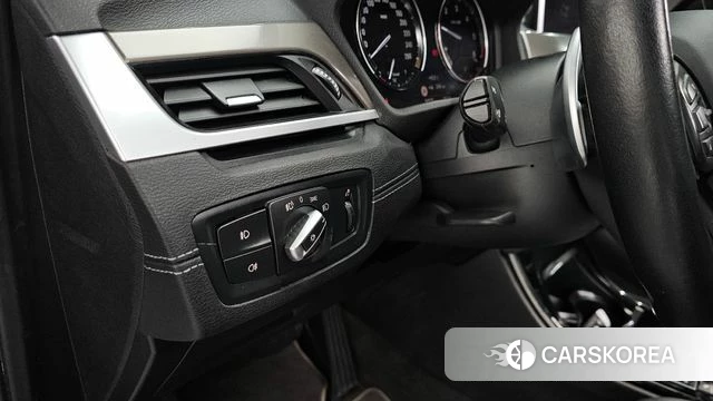 BMW X1 (F48) id 3827959 из Кореи 8