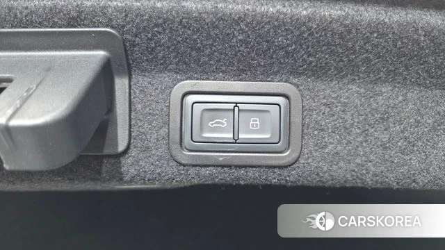 Audi A6 (C8) id 4282322 из Кореи 8