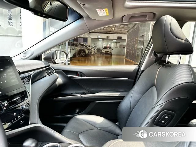 Toyota Camry id 4220043 из Китая 8