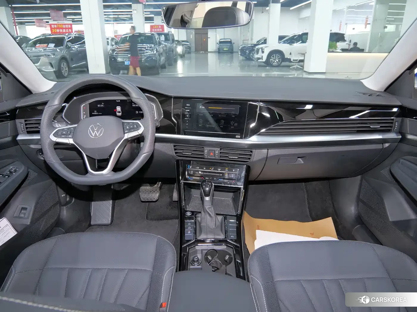 Volkswagen Passat id 4547275 из Китая 8