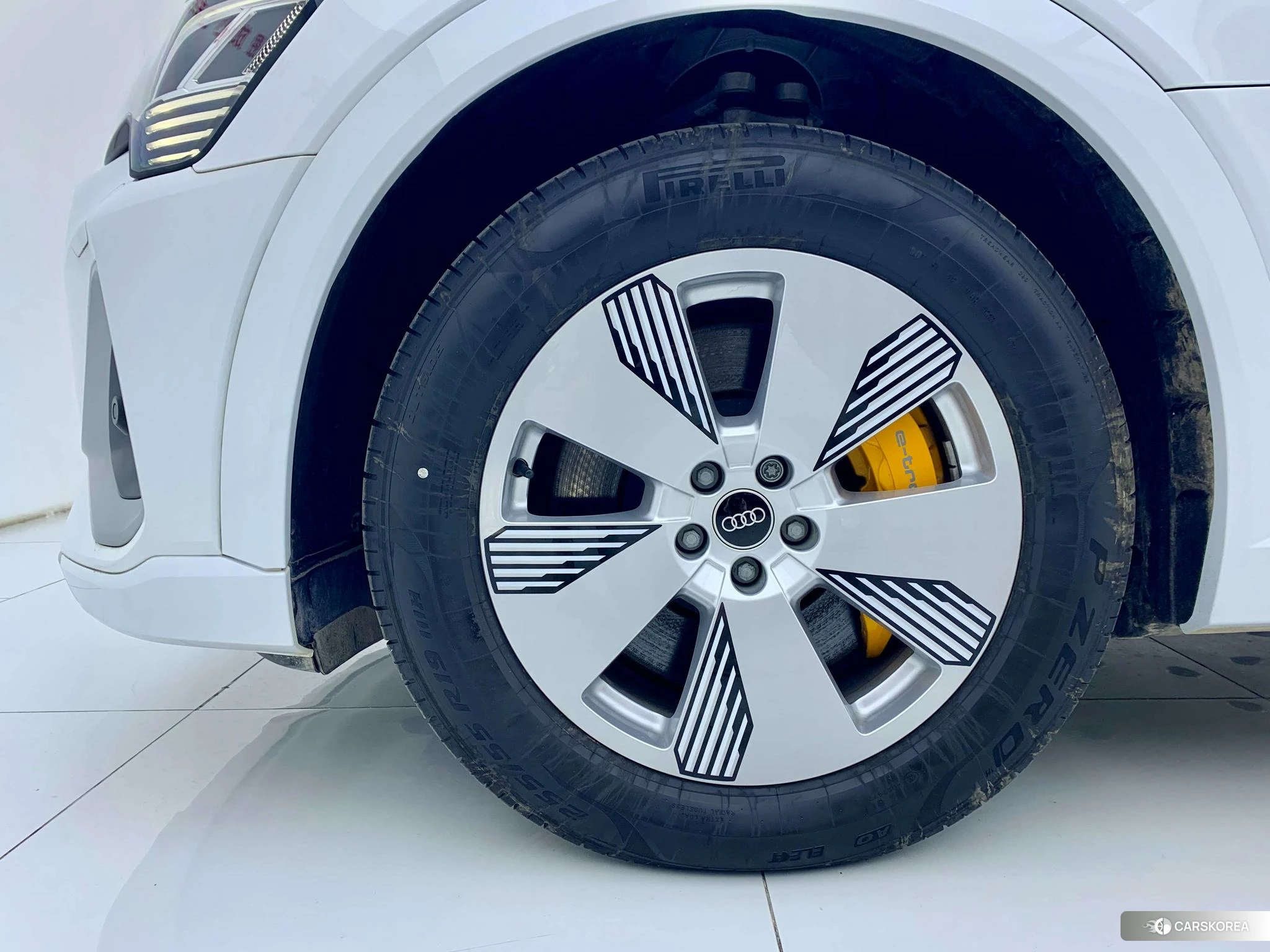 Audi e-tron id 4454553 из Китая 8