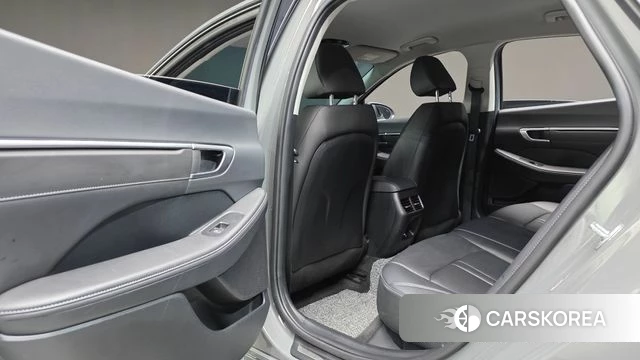 Hyundai Sonata (DN8) id 3842476 из Кореи 8