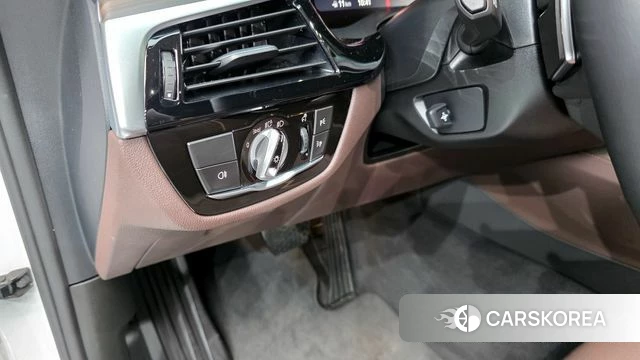 BMW 6 Series GT (G32) id 4322628 из Кореи 8