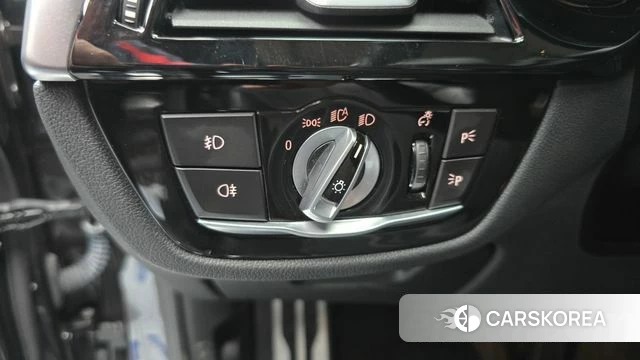 BMW 5 Series (G30) id 4417184 из Кореи 8