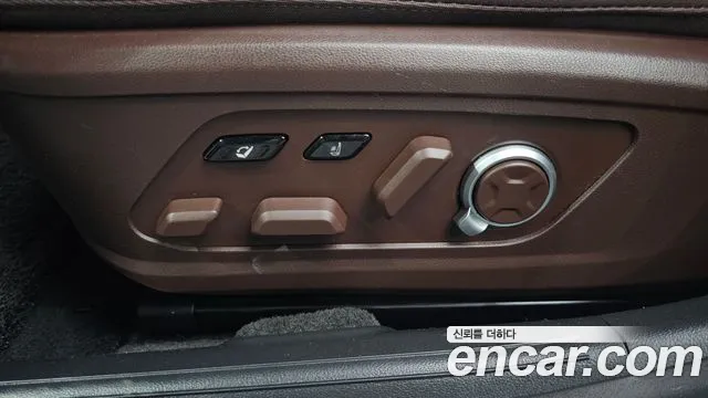 Hyundai Grandeur (GN7) id 2739805 из Кореи 8