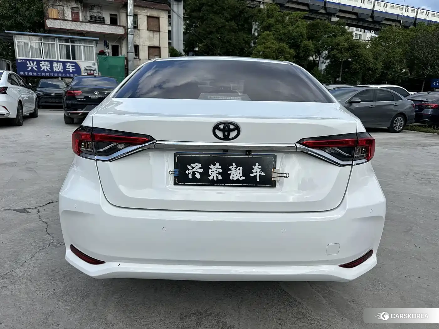 Toyota Corolla id 4679765 из Китая 8