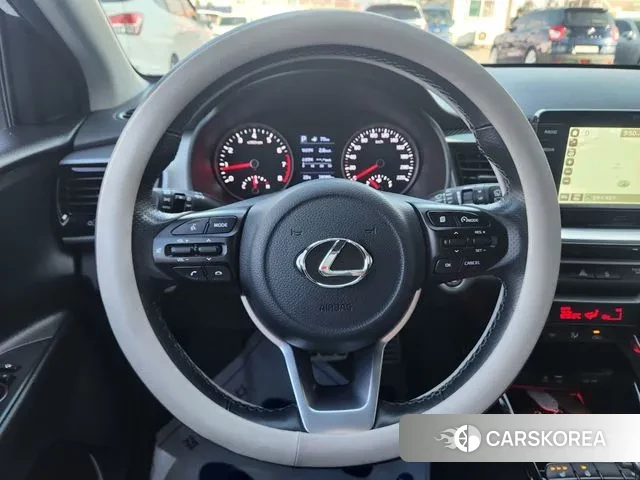 Kia Stonic id 3703793 из Кореи 8