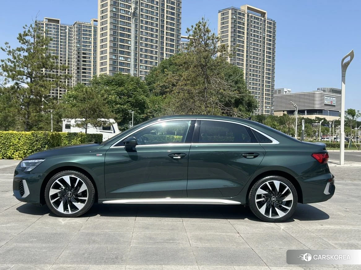Audi A3 id 4461850 из Китая 8